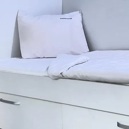 Lägenhet Apartament Spatios Iris Pana La 8 Persoane